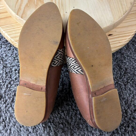 The Root Collective Loafer Womens 5 Brown Leather Flats Handmade in Guatemala - Picture 9 of 9